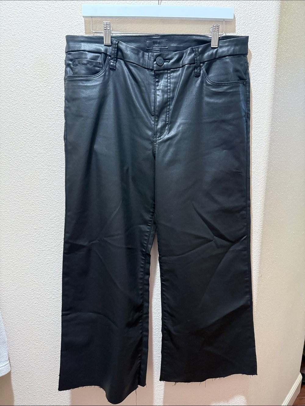 Kut from the kloth women’s high rise meg fab ab wide leg Black Faux Leather
